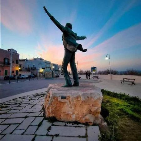 شقة Locazione Turistica Casa Adua بولينيانو آ ماري المظهر الخارجي الصورة